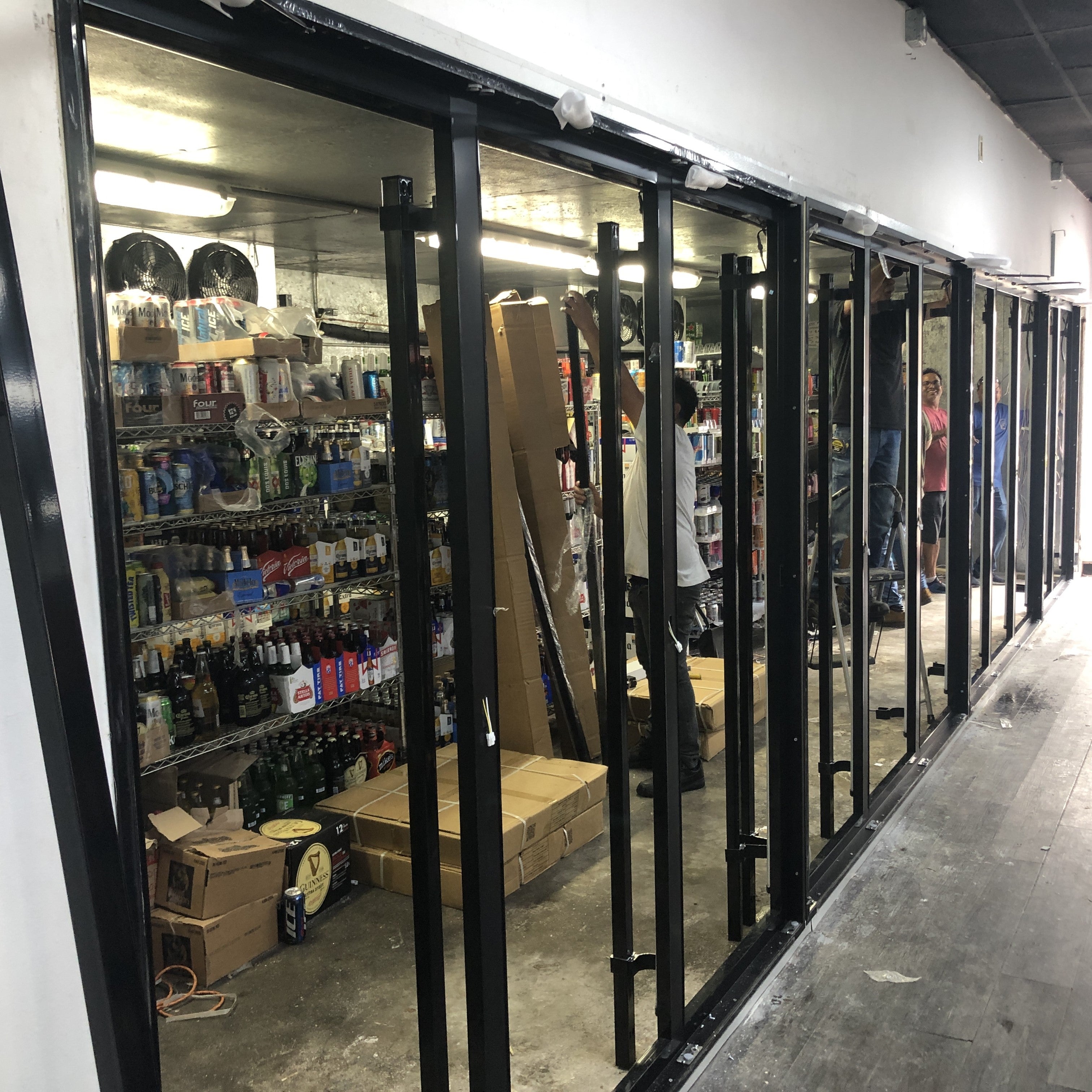 Walk in Cooler Heated Glass Door and shelving, PCD-01